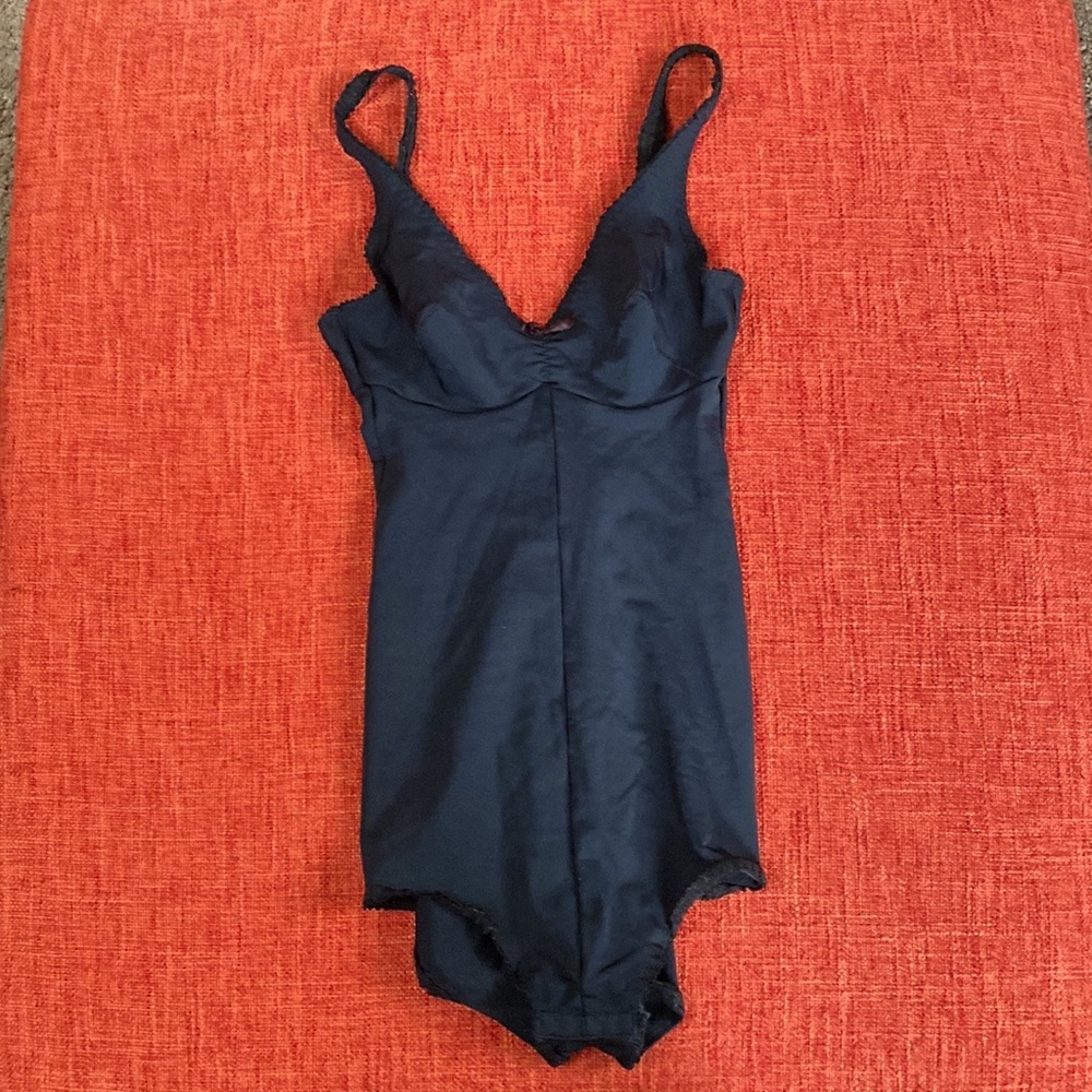 VTG 60’s Hollywood Vassarette Black Foundation Bodysuit Garment